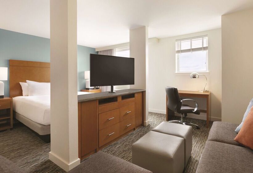 Hyatt House Denver Airport