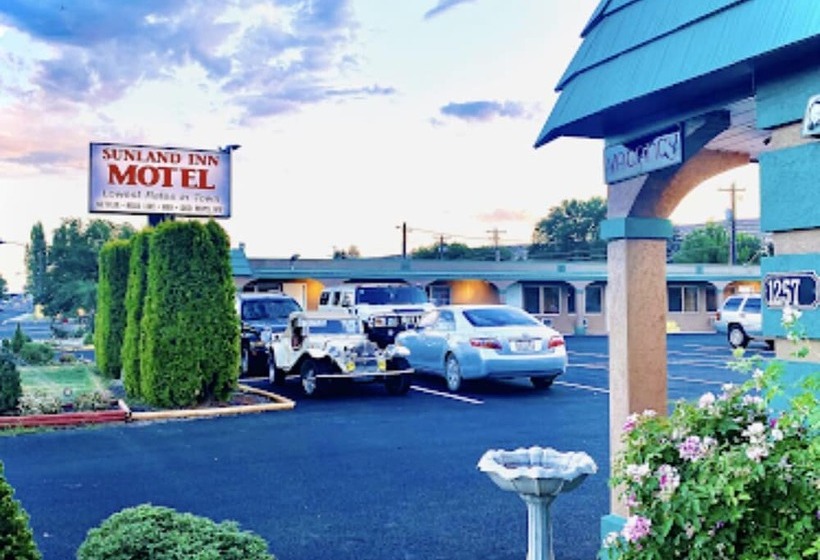 Sunland Inn Motel