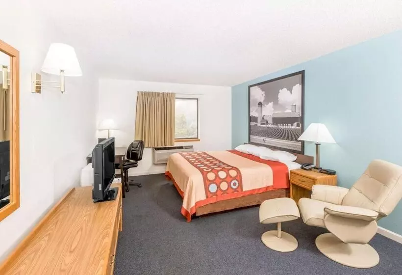 汽车旅馆 West Point Inn & Suites