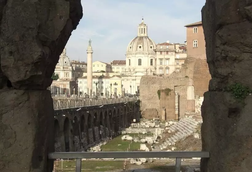 2 Passi Al Colosseo B&b