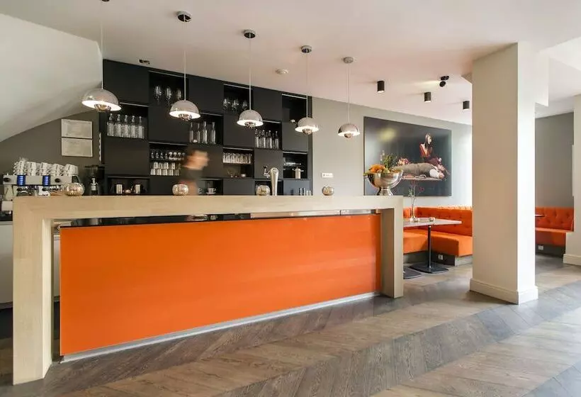 هتل Amsterdam Canal