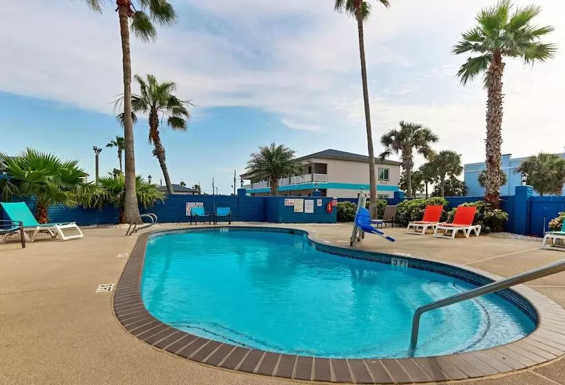 호텔 Captains Quarters Inn