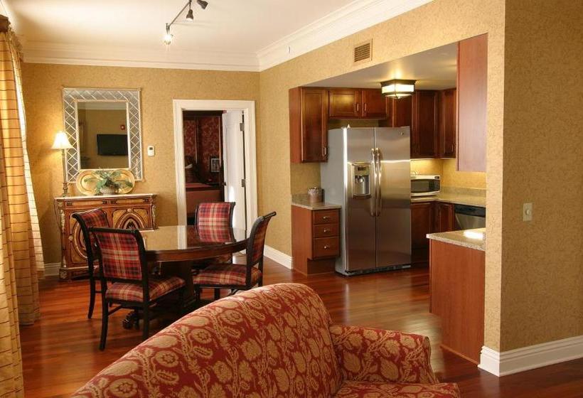 酒店 Charley Creek Inn