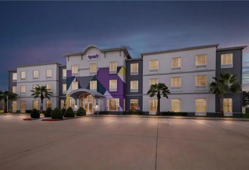 ホテル Days Inn By Wyndham Victoria