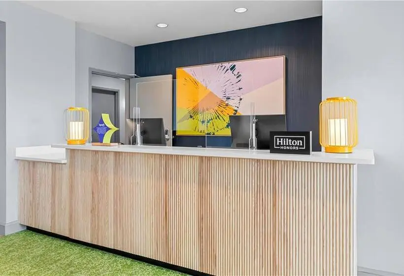 ホテル Days Inn By Wyndham Victoria