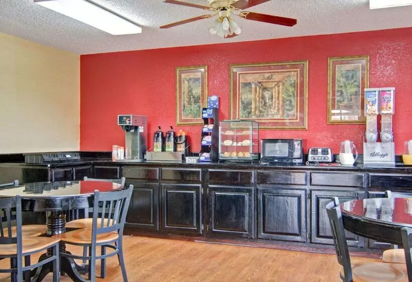 ホテル Econo Lodge Pine Bluff