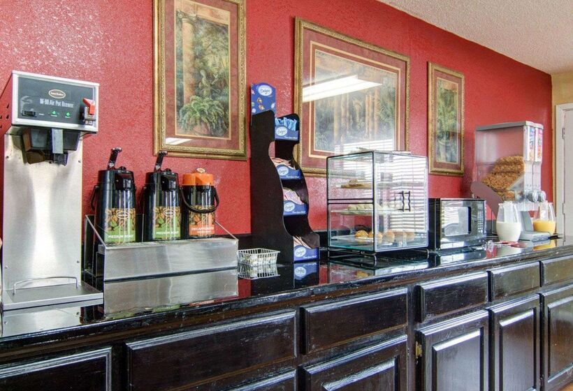 فندق Econo Lodge Pine Bluff