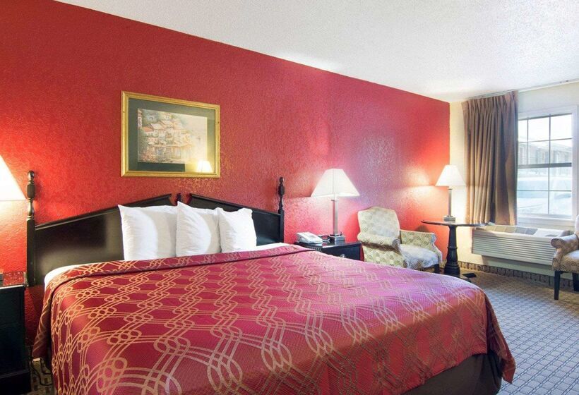 فندق Econo Lodge Pine Bluff