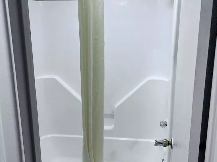 Отель Economy Inn Ashdown