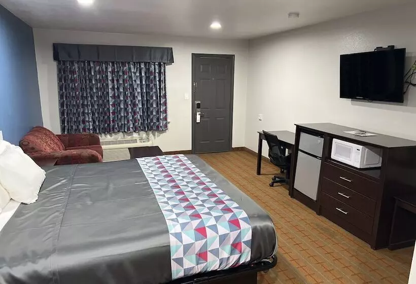 Отель Economy Inn Ashdown