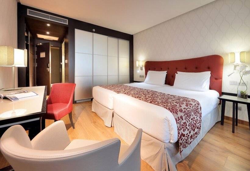 هتل Eurostars Plaza Mayor