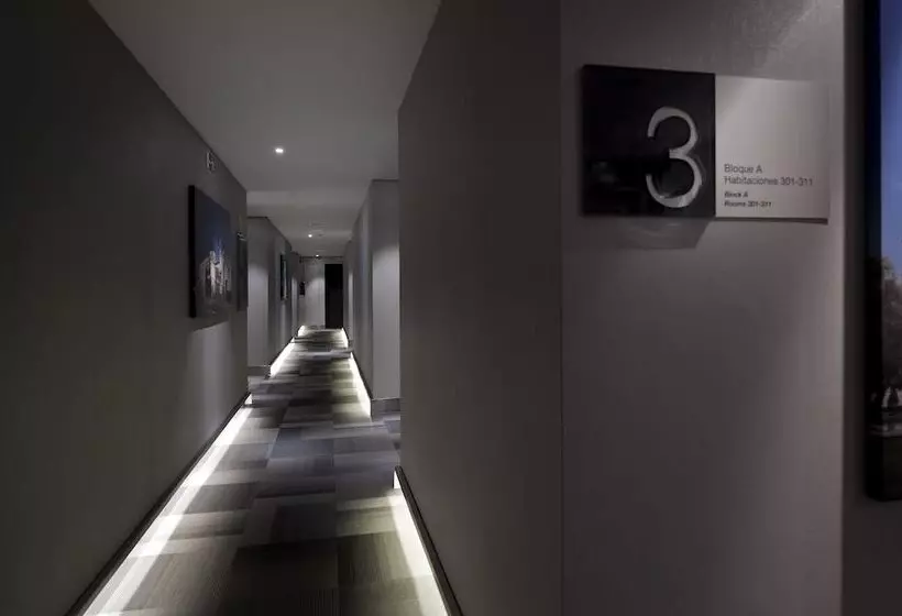 ホテル Eurostars Plaza Mayor
