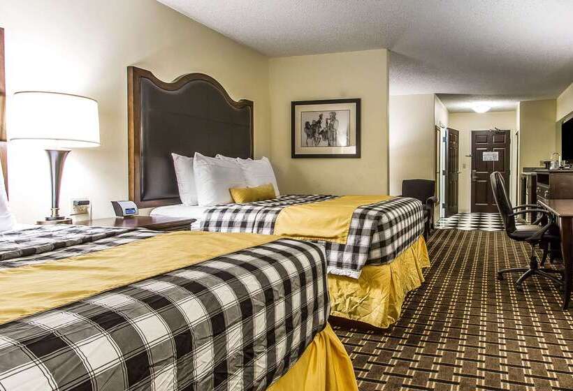 Evangeline Downs Hotel, Ascend Hotel Collection