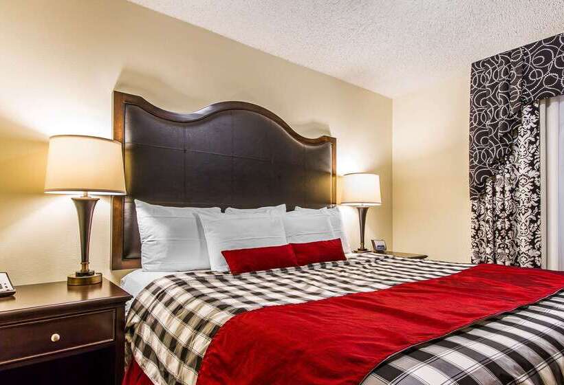 Evangeline Downs Hotel, Ascend Hotel Collection