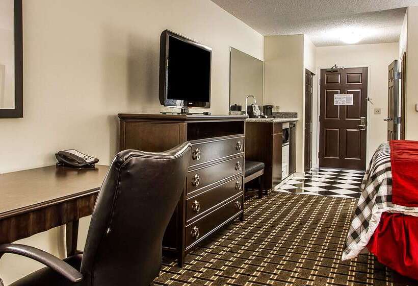 Evangeline Downs Hotel, Ascend Hotel Collection