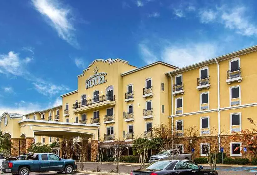 Evangeline Downs Hotel, Ascend Hotel Collection