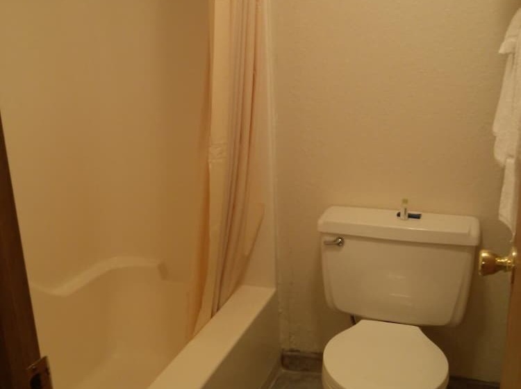 فندق High Chaparral Inn