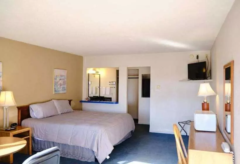 Отель High Chaparral Inn