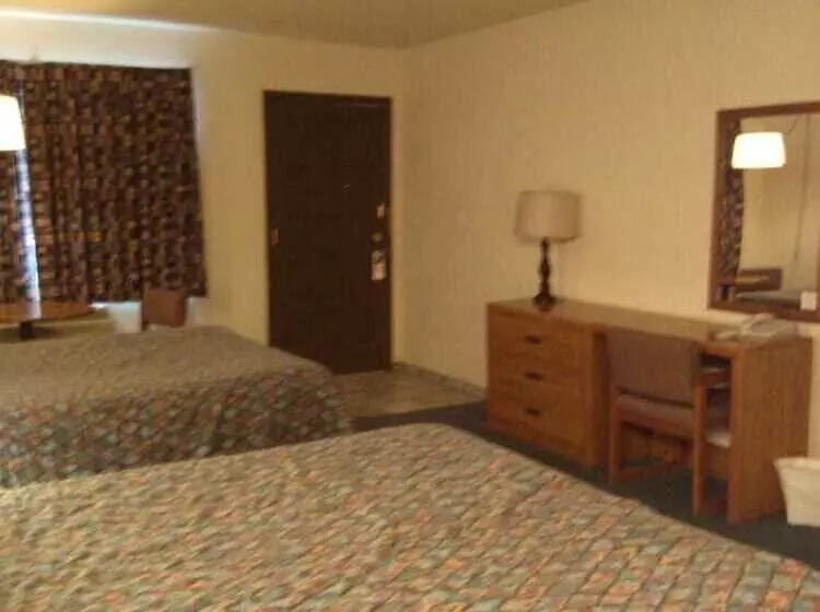 Отель High Chaparral Inn