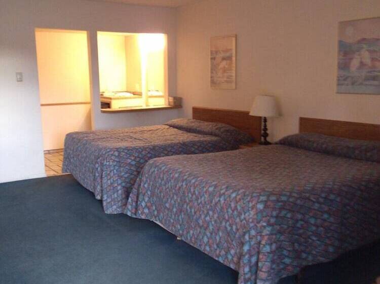 فندق High Chaparral Inn