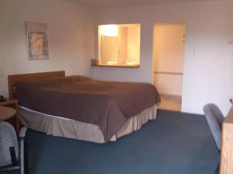 Отель High Chaparral Inn