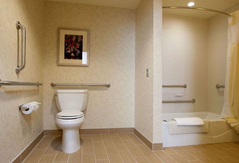 ホテル Hilton Garden Inn Cedar Falls