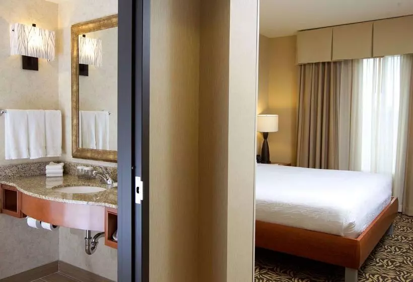 호텔 Hilton Garden Inn Cedar Falls