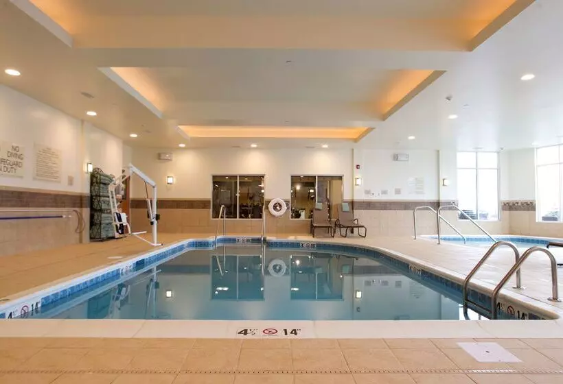 호텔 Hilton Garden Inn Cedar Falls