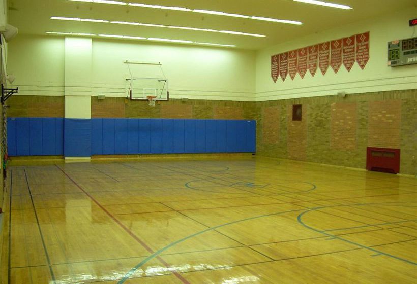 فندق Milwaukee Athletic Club