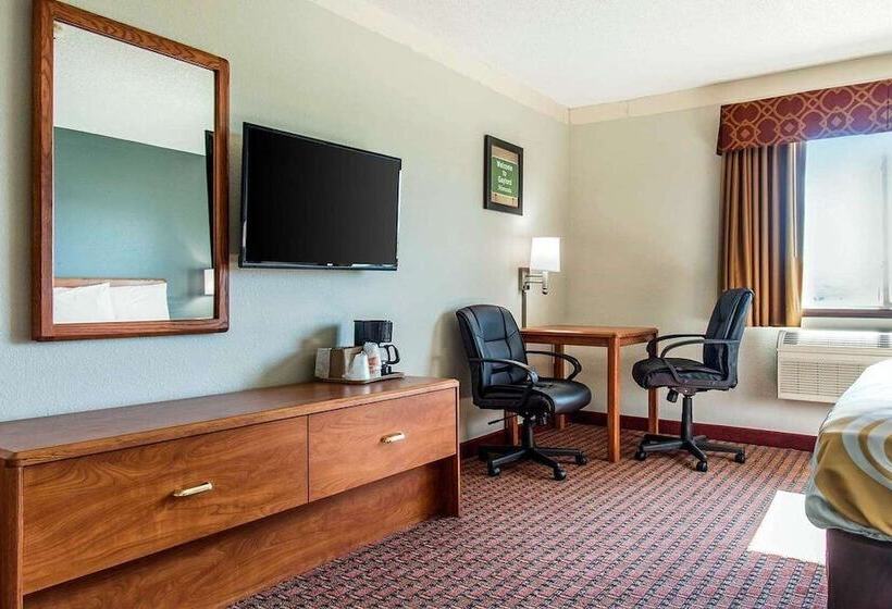 Отель Travelers Lodge & Suites