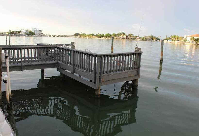 Lorelei Resort Motel