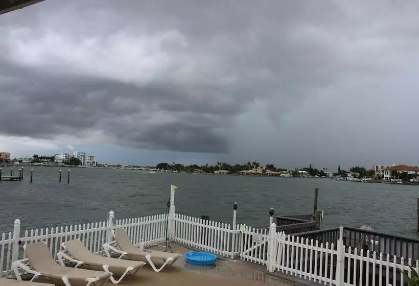 Lorelei Resort Motel