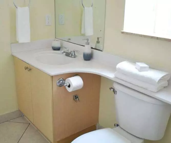 Miami Coral Gables Apartment