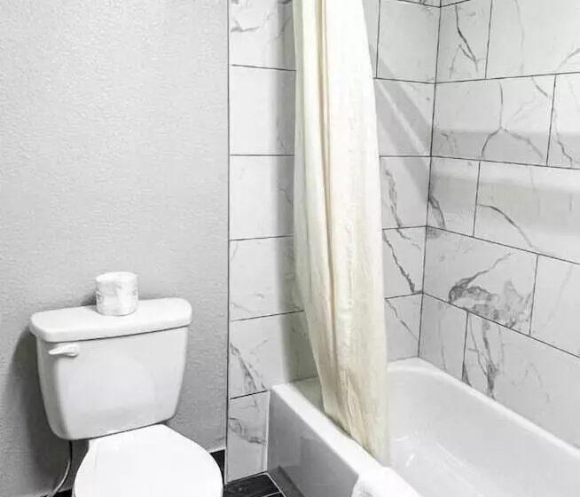 汽车旅馆 Regency Inn Bald Knob