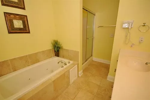 Atlantis Villas By Elliott Beach Rentals