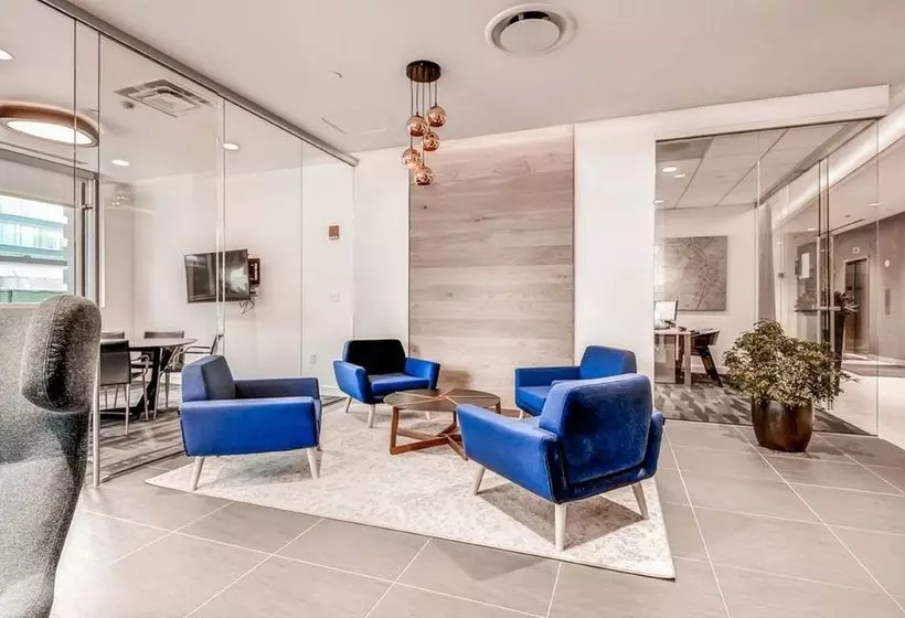 Global Luxury Suites At Kendall West