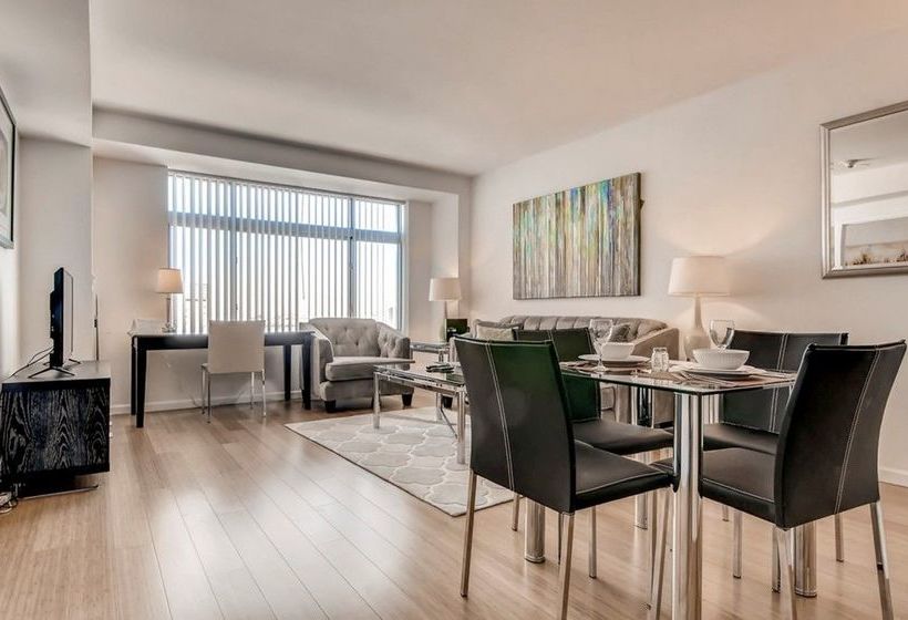 Global Luxury Suites At Kendall West