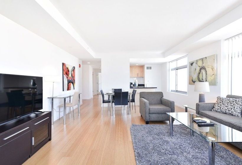 Global Luxury Suites At Kendall West