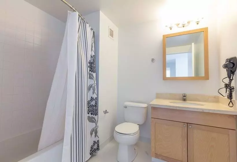 Global Luxury Suites At Kendall West