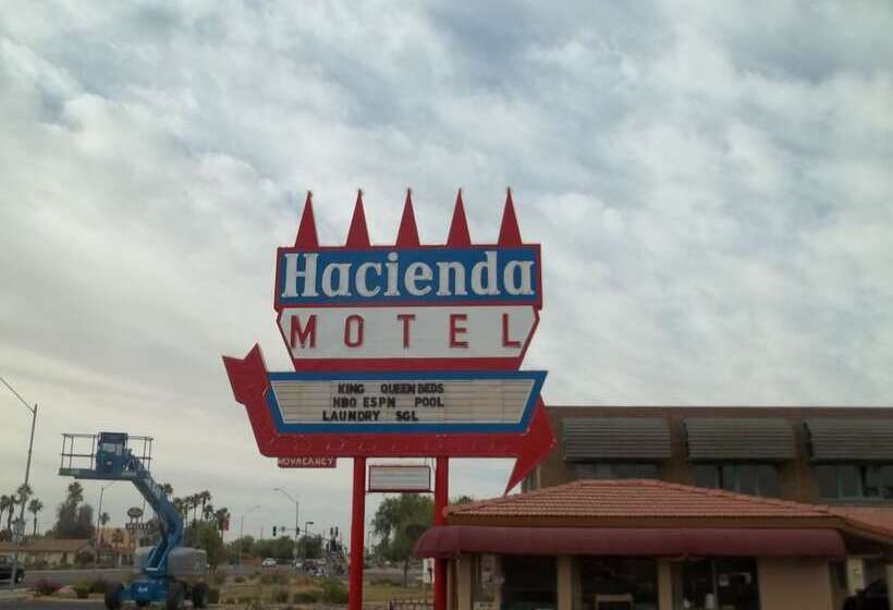Hacienda Motel