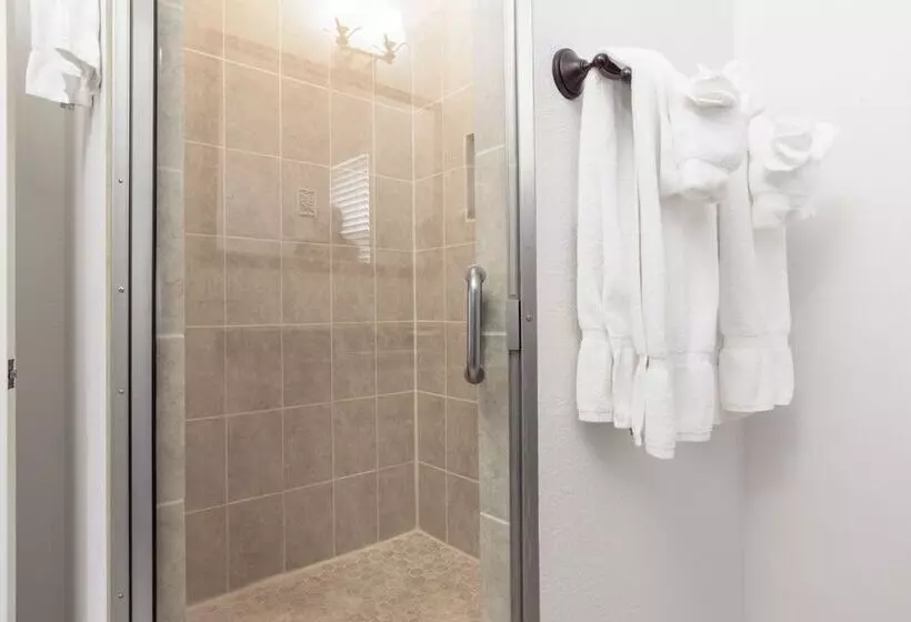 27 On Park Boutique Hotel & Venue