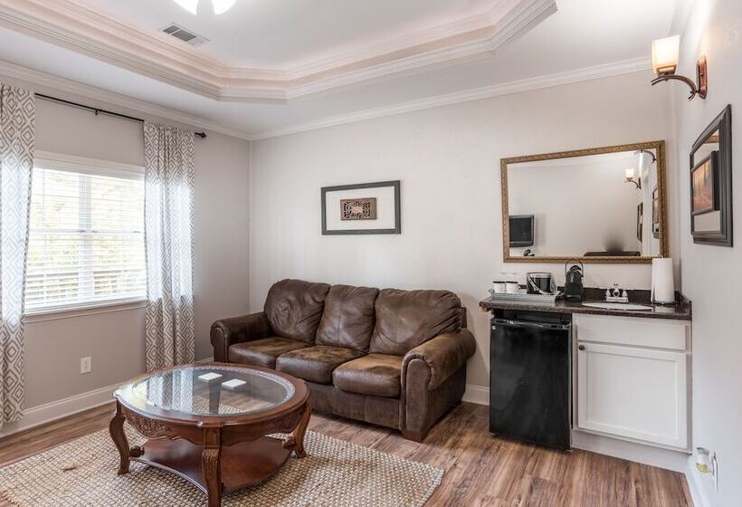 27 On Park Boutique Hotel & Venue