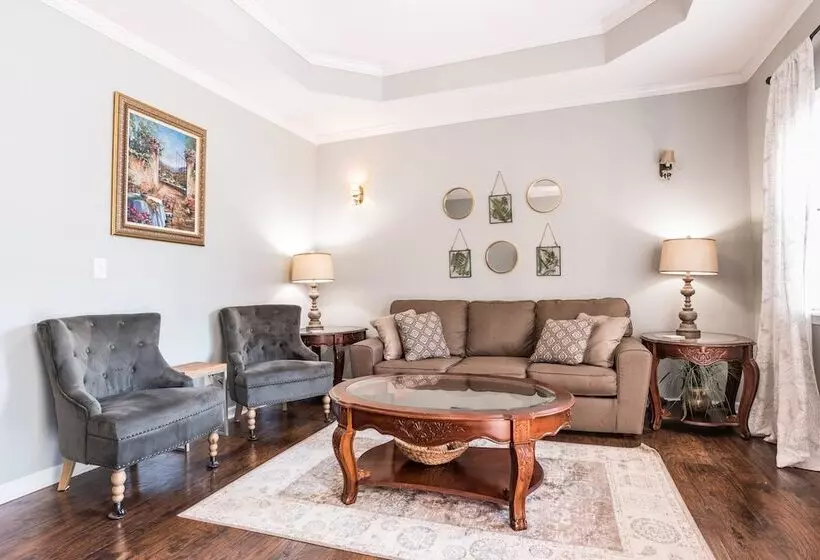 27 On Park Boutique Hotel & Venue