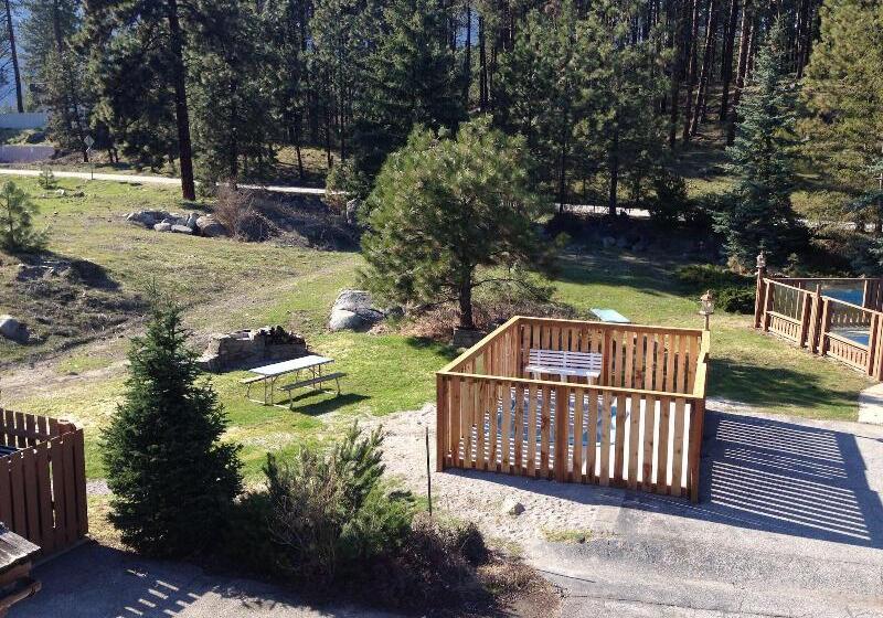 فندق Alpine Rivers Inn