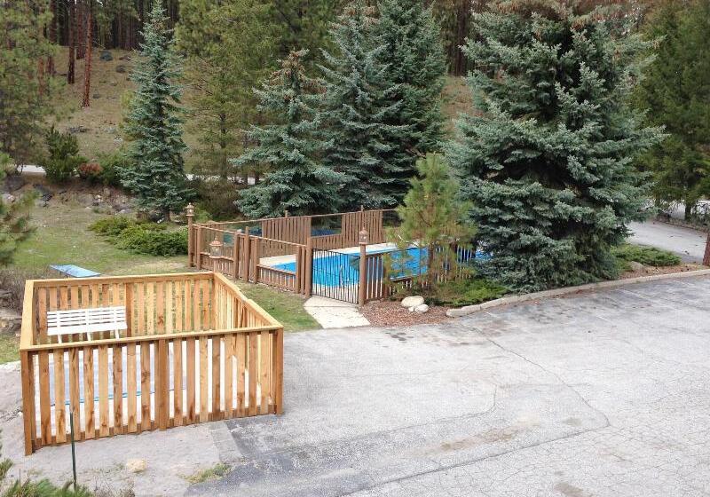 فندق Alpine Rivers Inn