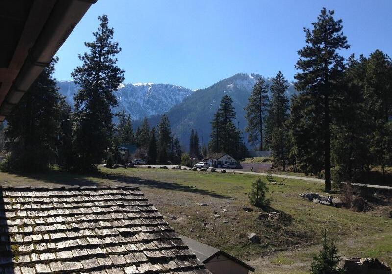 فندق Alpine Rivers Inn