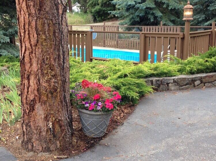 فندق Alpine Rivers Inn