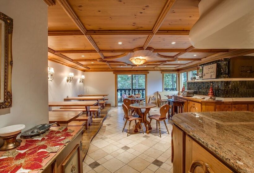 فندق Alpine Rivers Inn