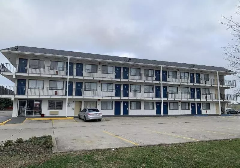 בית מלון כפרי Americas Best Value Inn Dayton