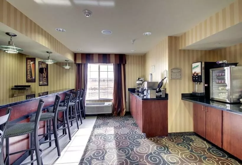 Cobblestone Hotel   Wayne